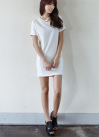 Đầm suông tay ngắn màu trắng đơn giản dành cho công sở DV668